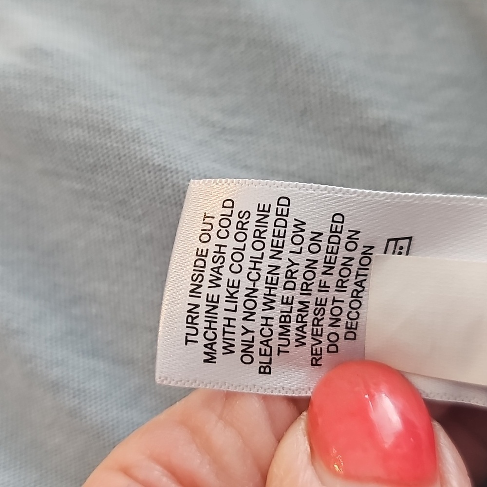 Maurices Floral Graphic Women's Top - Blue - Picture 6 of 6